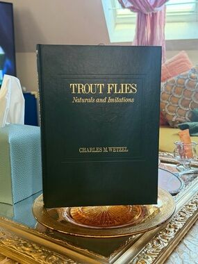 Trout Flies: Naturals and Imitations – Charles M. Wetzel, 1979